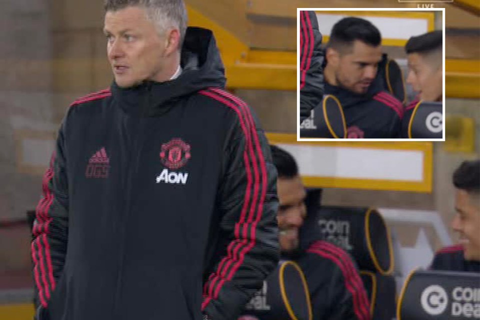  Sergio Romero and Marcos Rojo were seen laughing on the United bench as Ole Gunnar Solskjaer's side lost to Wolves