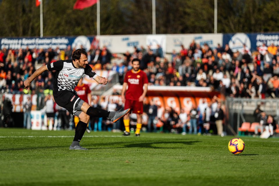  Gary Paffett scored Formula E's first goal of the match