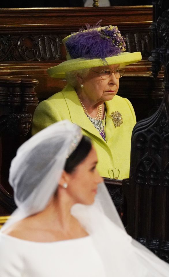  The Queen completed her wedding outfit with a string of pearls