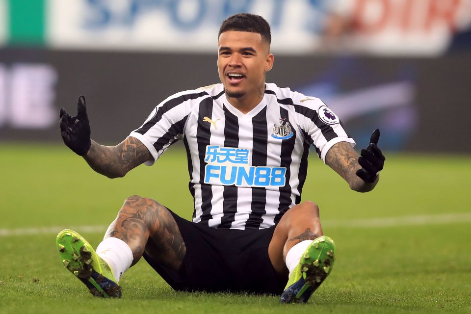  Kenedy flopped during his loan spell at Newcastle United