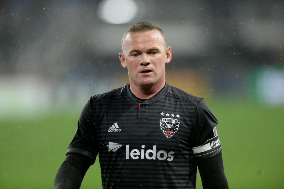  Wayne Rooney hit out at Manchester United's players for being distracted by social media as he admits it has become a struggle to watch his old club