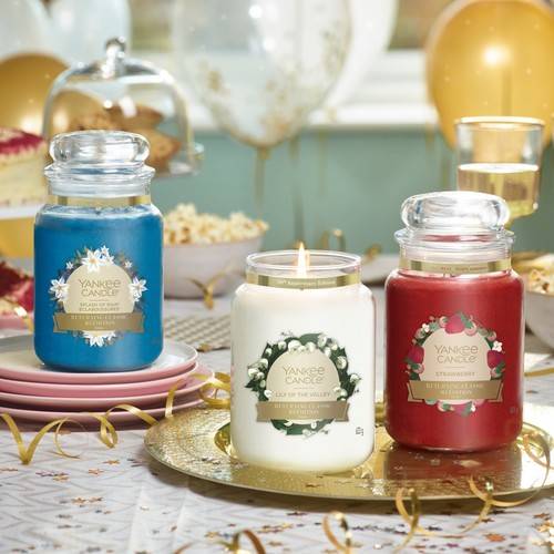  Get 10 per cent off Yankee Candles