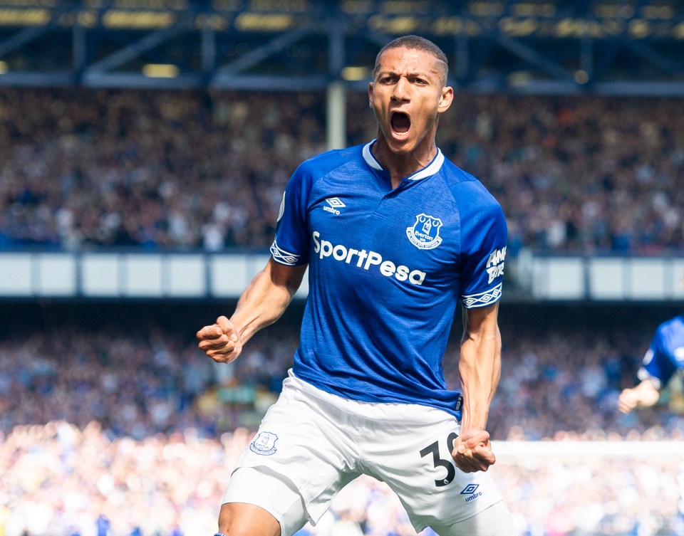  Inter have been linked with a move for Brazilian forward Richarlison