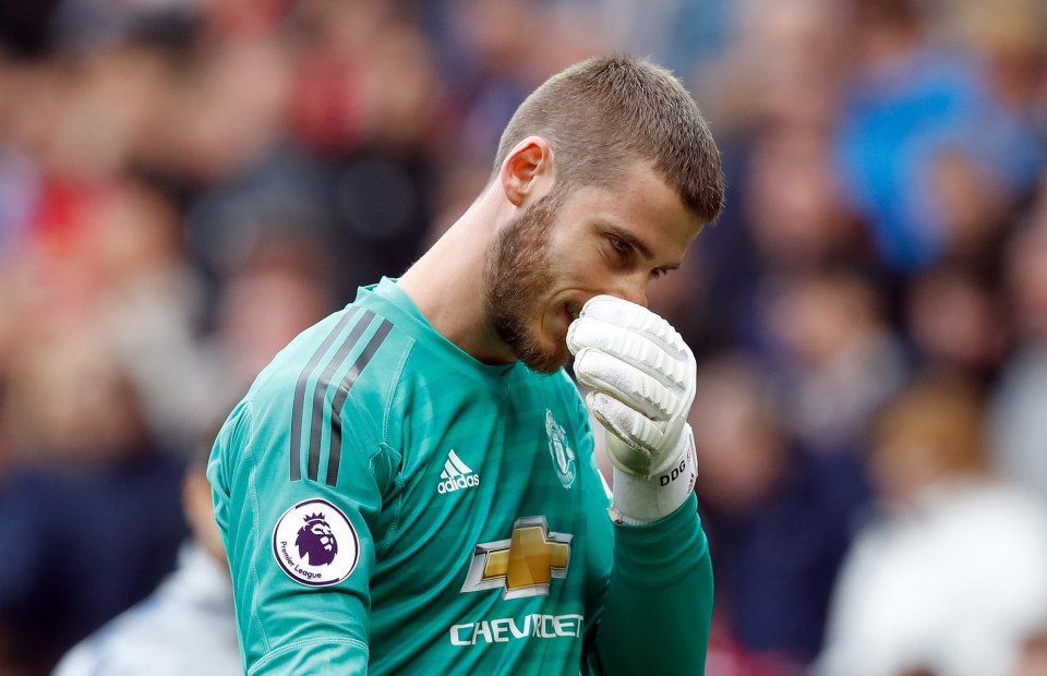  David De Gea's recent form has been well below his usual standards with some fans even calling for him to be dropped