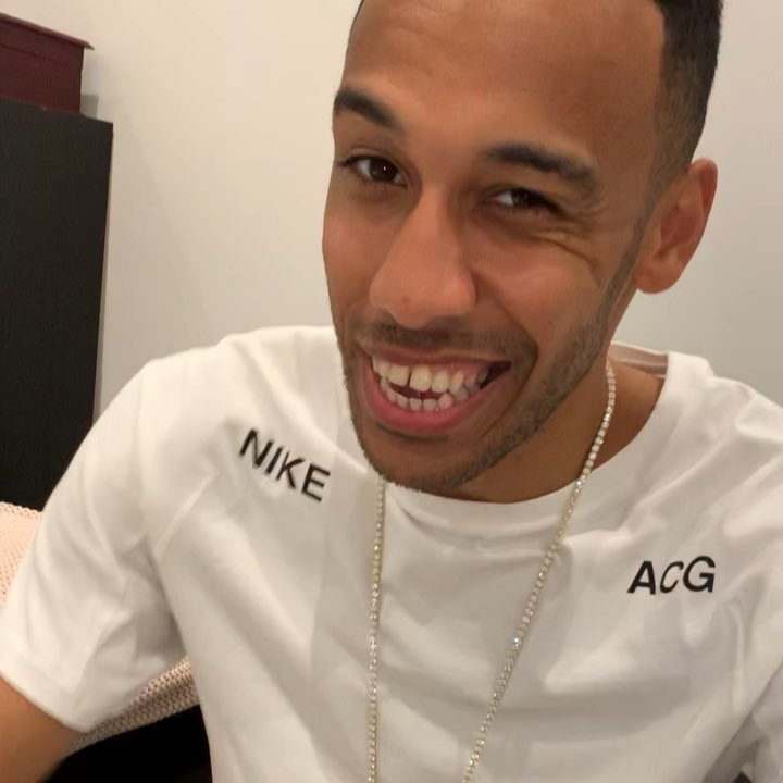  Aubameyang didn't want to miss out and bought the same Audemars Piguet watch as Iwobi