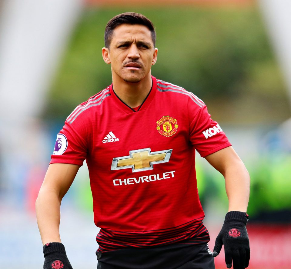  Alexis Sanchez was also accused of only joining Man United for the money