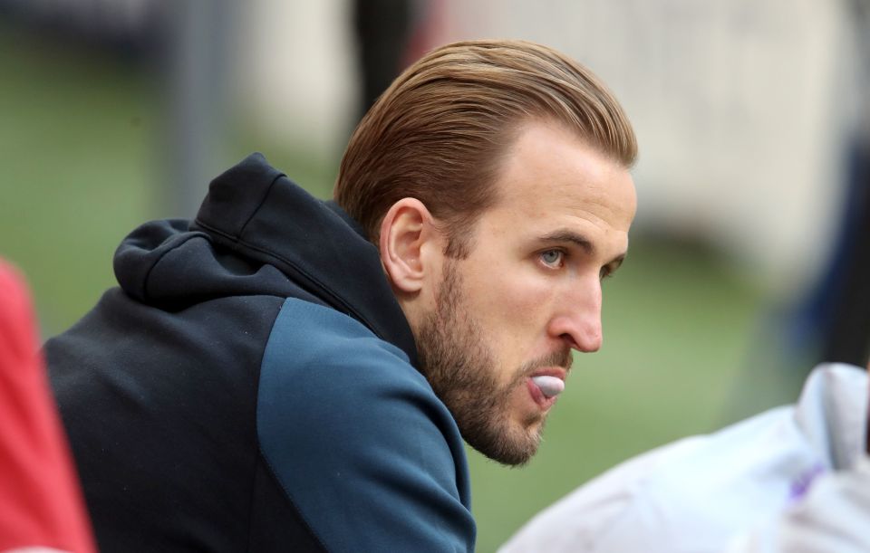  Harry Kane was spotted looking moody during training