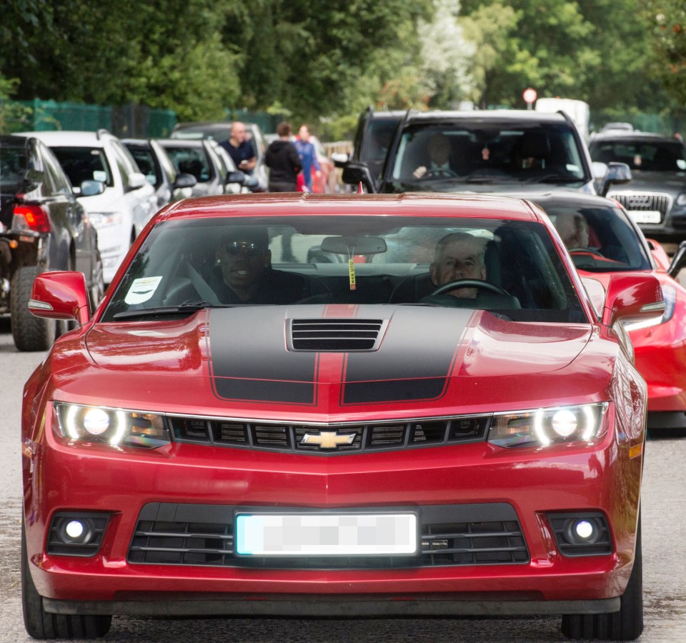  Pogba may have to give the company car Chevrolet back to United if he leaves