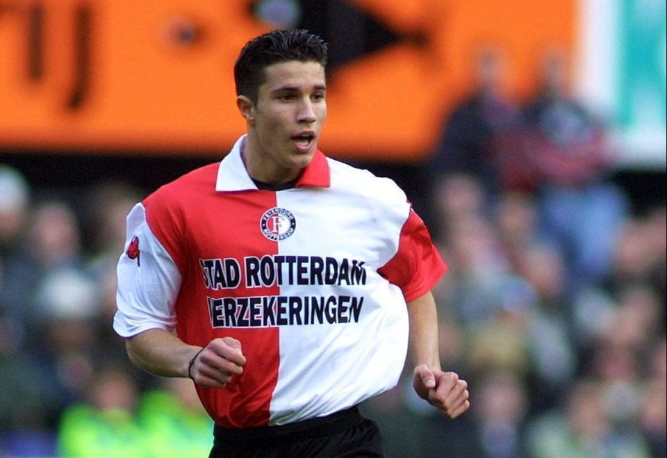  Van Persie began his career at Eredivisie side Feyenoord in Holland