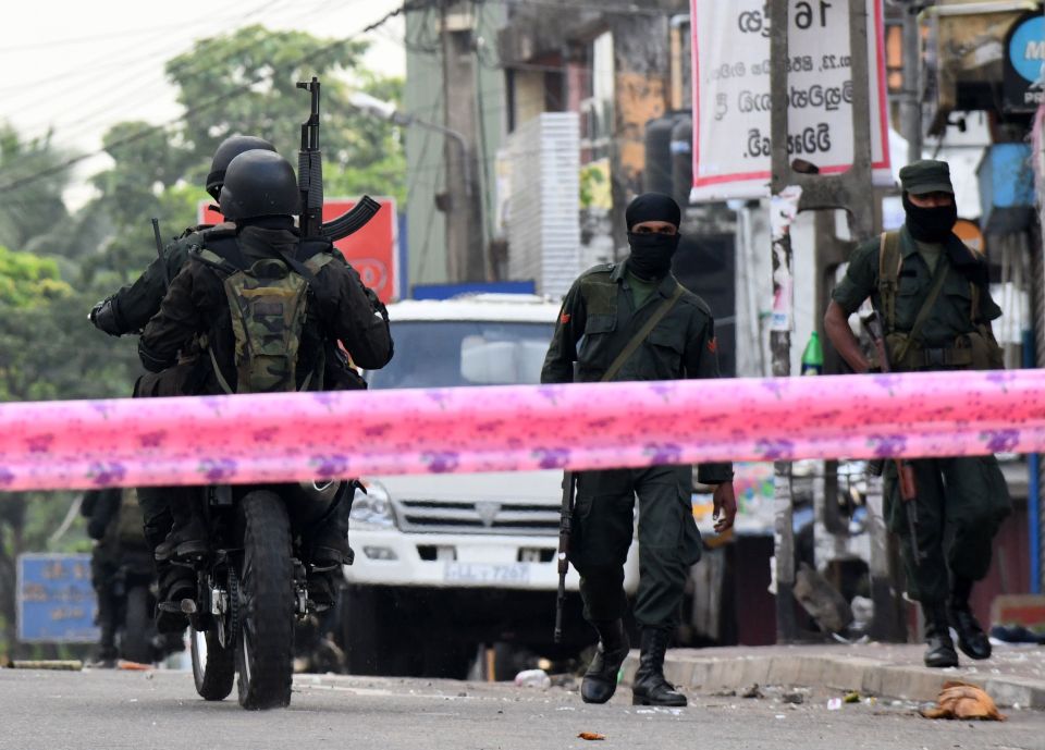  Heavily armed masked Sri Lankan soldiers on the street near the Jumha Mosque