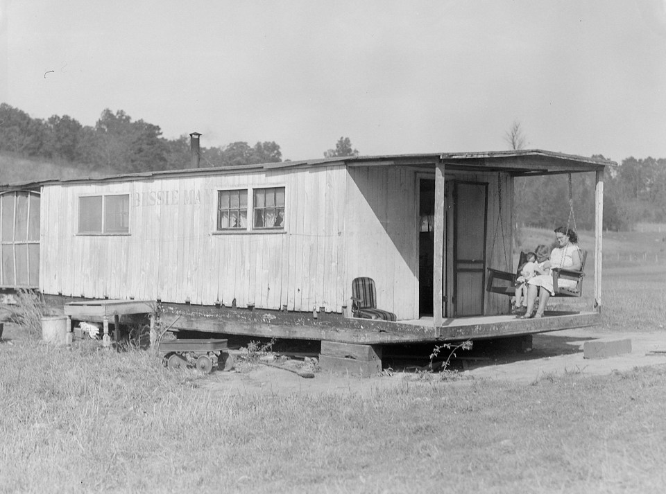 Squatter’s home on Andersonville Road, Tennessee – the house is a made-over houseboat