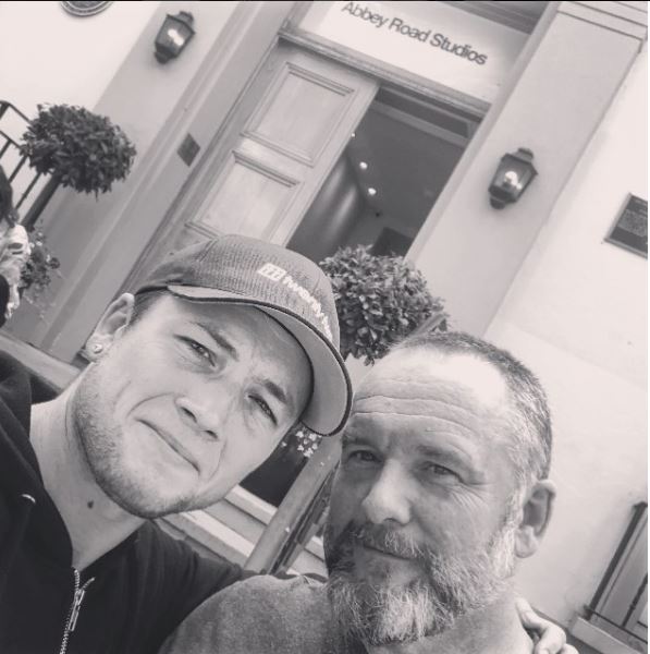  Taron Egerton poses for a selfie with his dad David at the world-famous Abbey Road Studios