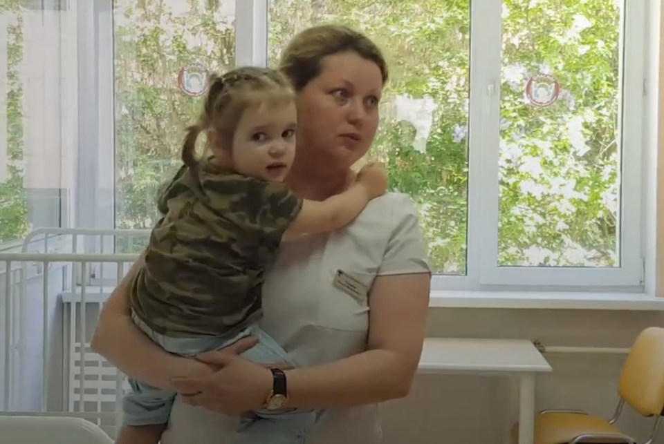  Arina at the infectious diseases hospital