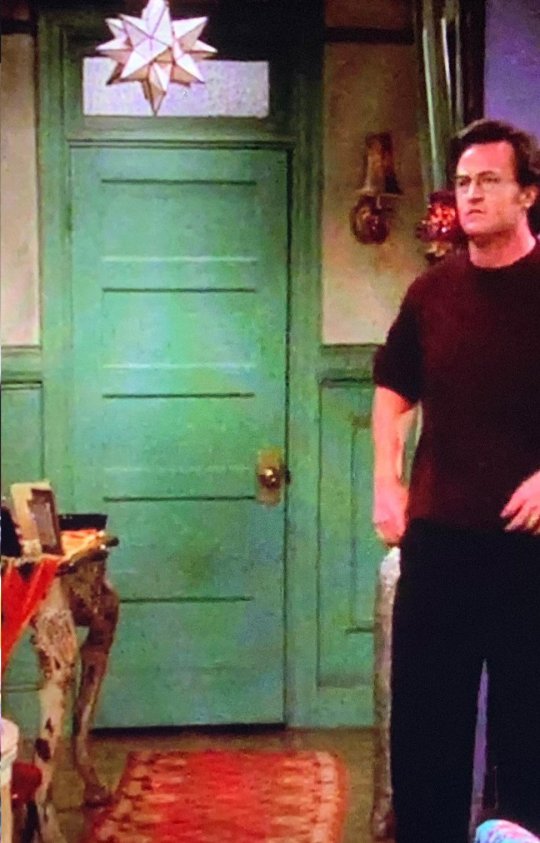  Fans have spotted this never-before-seen mysterious gaffe to do with Monica's door