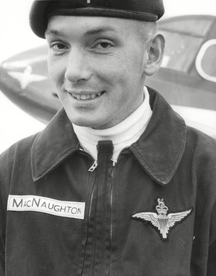 Don MacNaughton picture while serving in the Parachute Regiment