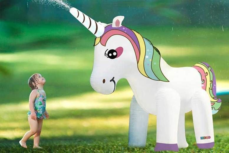  Get this 6ft inflatable unicorn sprinkler for £29 on Wowcher