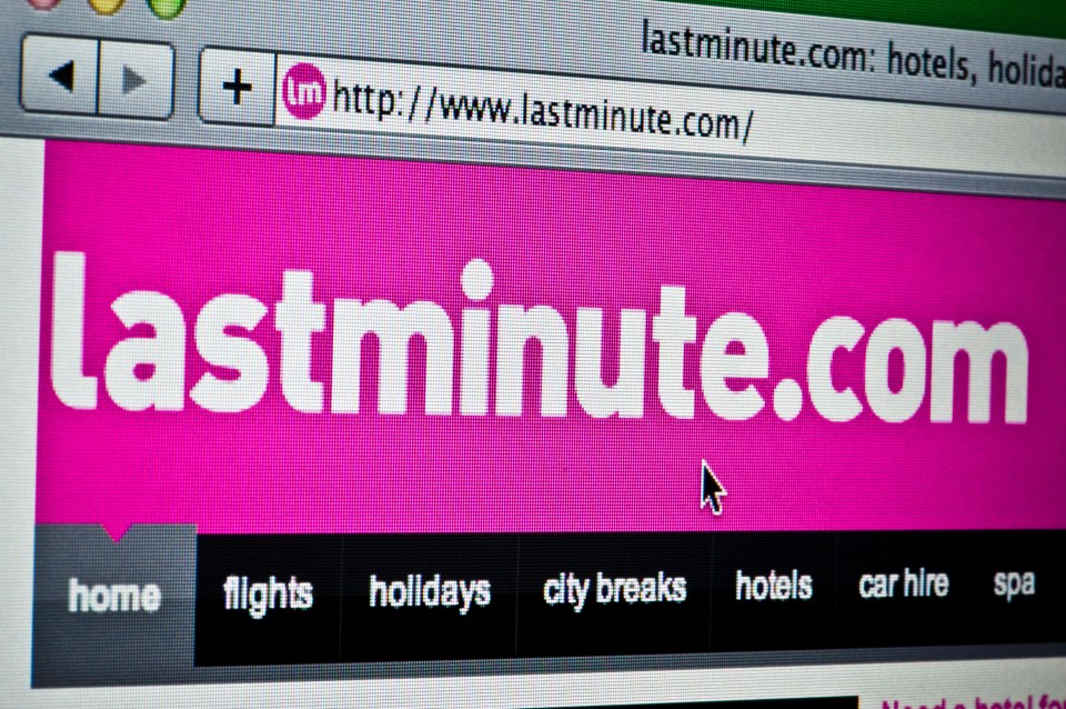  Lastminute said just because customers buy the service package this doesn't mean they are not liable for fees