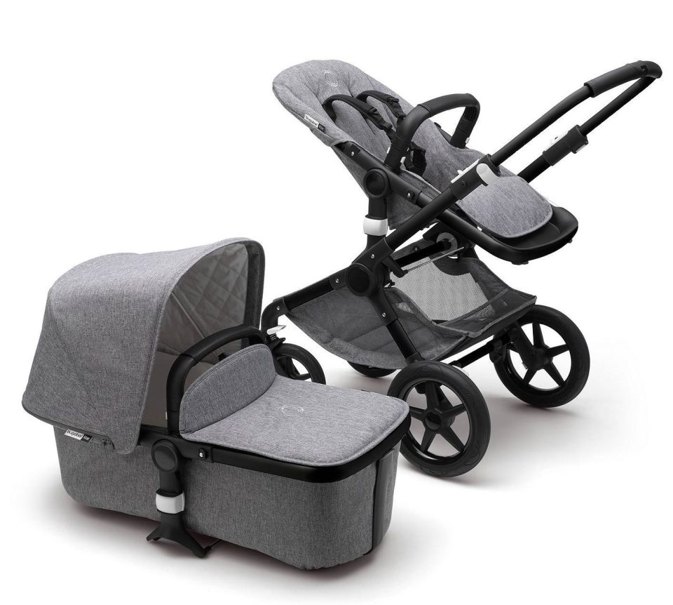  The Fox boasts a microfleece, lining, carry cot, buggy base and all-wheel suspension