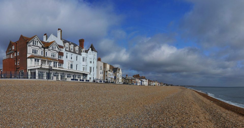  Brudenell Hotel overlooks the Aldeburgh shingle beach