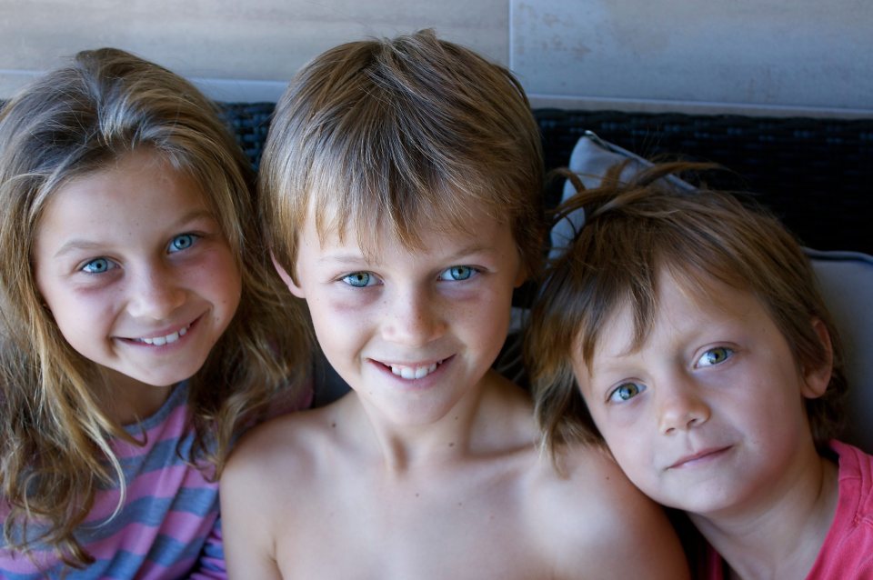  Otis, 8, Evie, 10, and Mo Maslin, 12, were on their way home to Perth, Australia, when they boarded the doomed MH17 flight