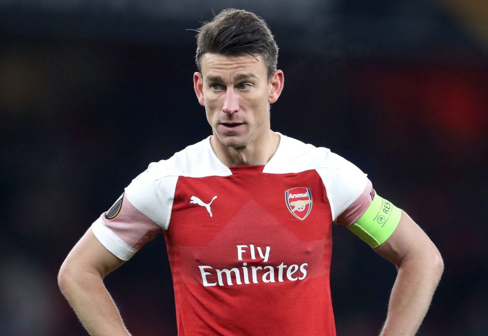  Arsenal want £10m for Laurent Koscielny