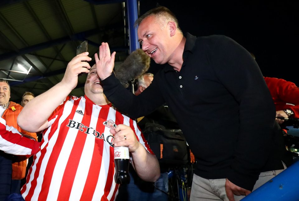  Sunderland majority shareholder Stewart Donald has reportedly agreed to sell his stake in the club