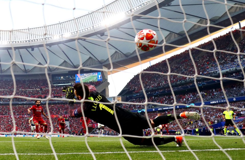  Hugo Lloris coudl do nothing to stop Salahs penalty flying in