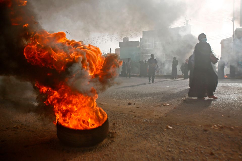  Sudanese protesters have been demonstrating since December