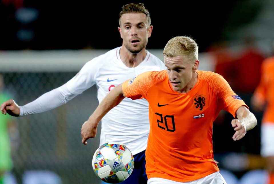  Could Donny van de Beek be up against Jordan Henderson in the Premier League next season?