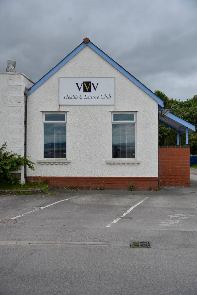  Locals often meet up with Fury at the now closed VVV Health Club to join him on his run