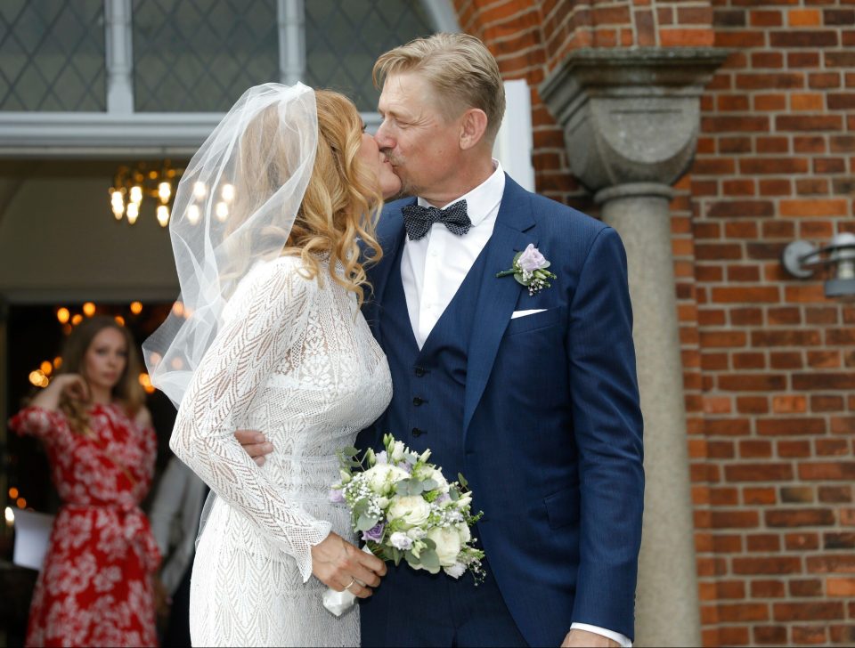  Man Utd legend Peter Schmeichel married former Playboy model Laura von Lindholm