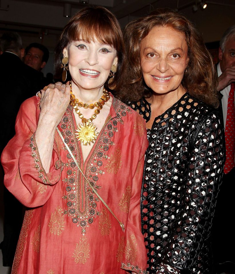  Gloria Vanderbilt and Diane von Furstenberg 'The World of Gloria Vanderbilt' exhibition in 2012