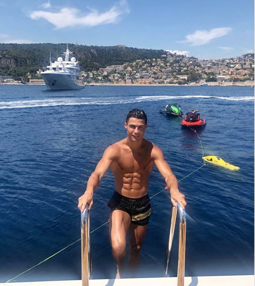  Ronaldo is likely to have paid around £180k-per-week to rent the super yacht