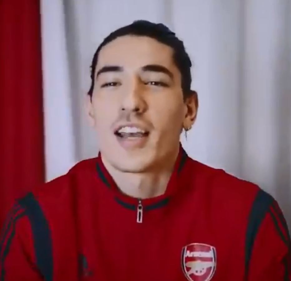  Hector Bellerin has committed his future to Arsenal in the kit launch video