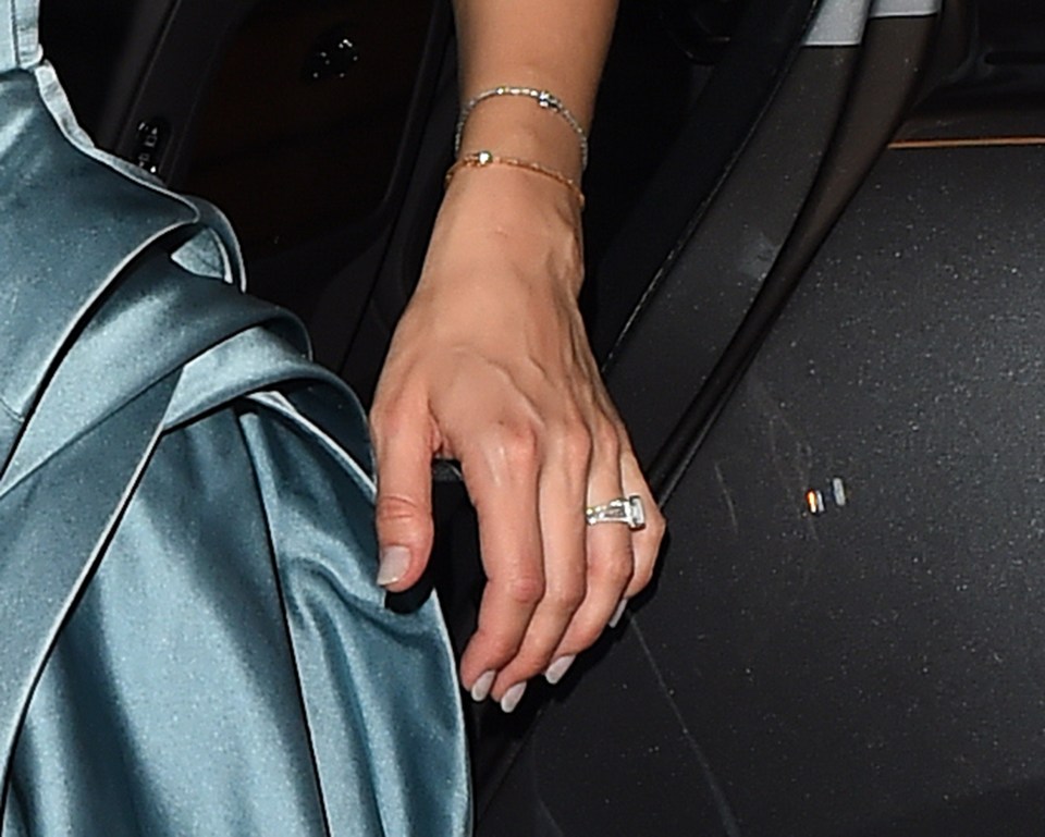  Katharine showed off her dazzling wedding ring