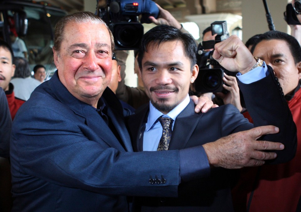  Pacquiao's former promoter Bob Arum believes he risks brain damage continuing to fight