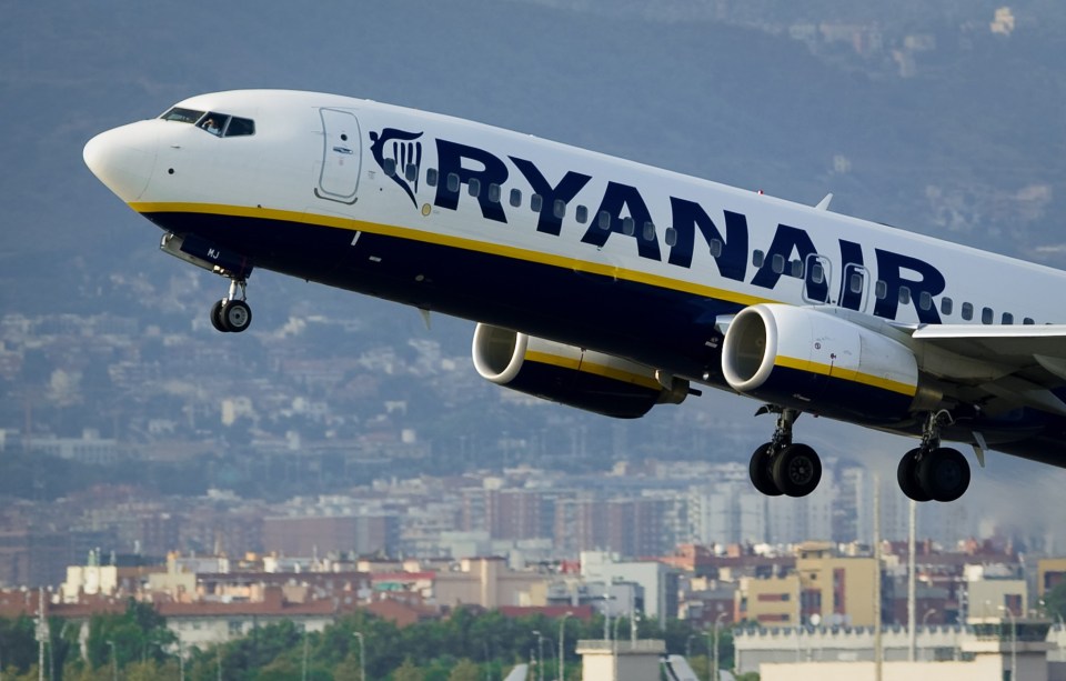  Up to 900 Ryanair crew could be at risk of losing their job