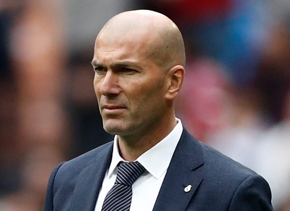  Gareth Bale's agent has called Zinedine Zidane a 'disgrace'