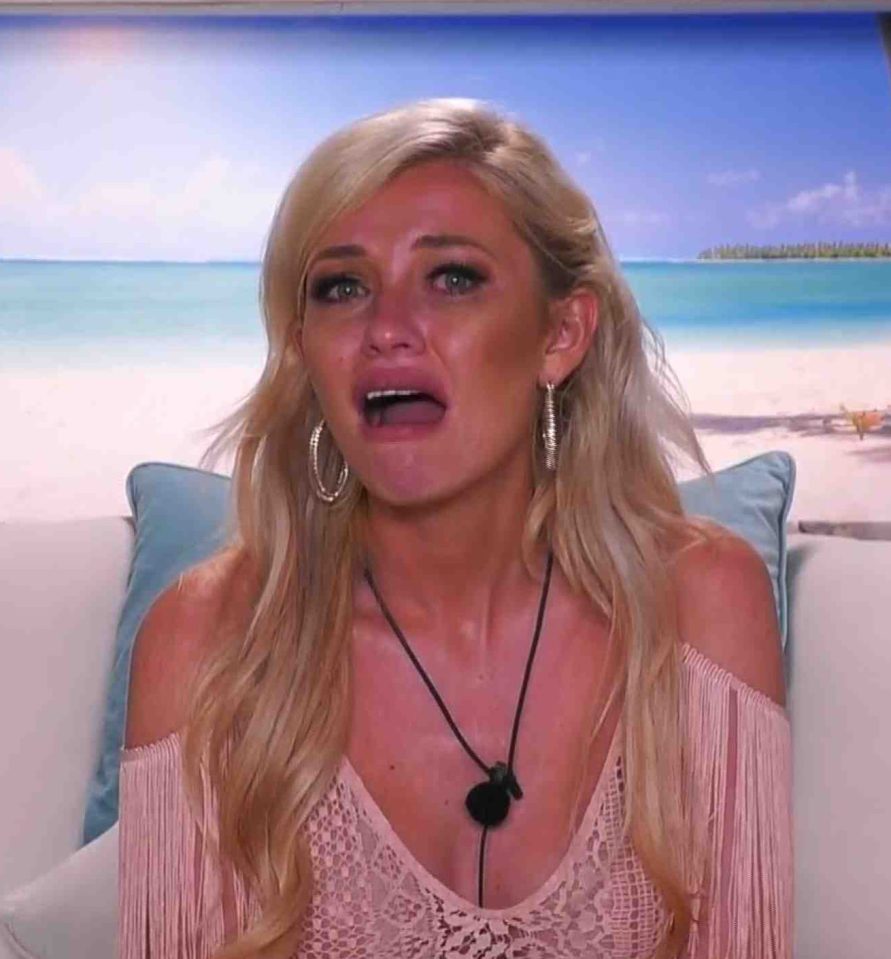  Amy was heartbroken after being dumped by Curtis Pritchard