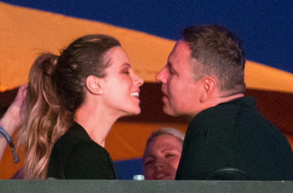 David Walliams appears to pucker up for a snog with actress Kate Beckinsale