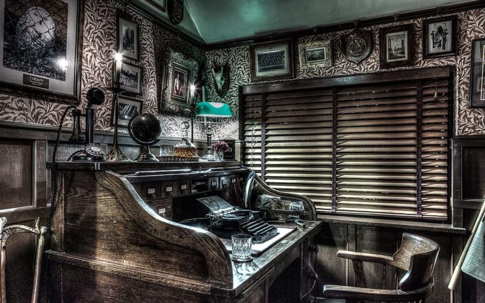  The acclaimed author's writing room, The Office, is themed on 1920s New York