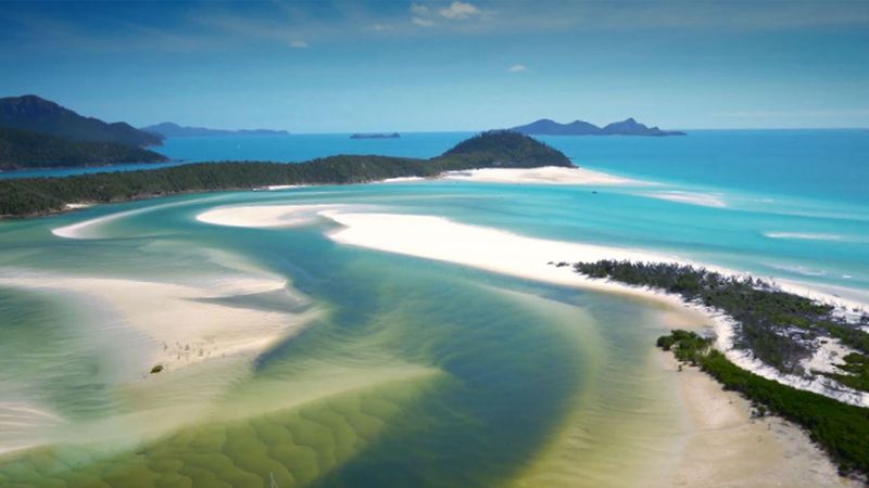  Over a dozen of the Whitsunday Islands are too damaged to welcome visitors