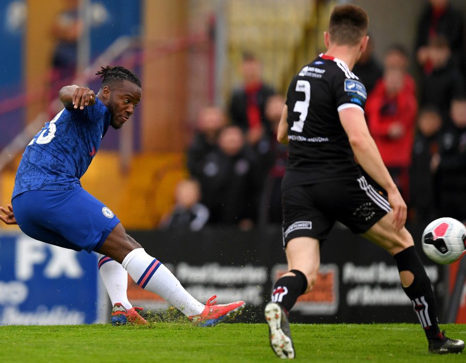  Belgium striker Michy Batshuayi stakes a swift claim for a bigger role at Chelsea this season with an early breakthrough against Bohemians