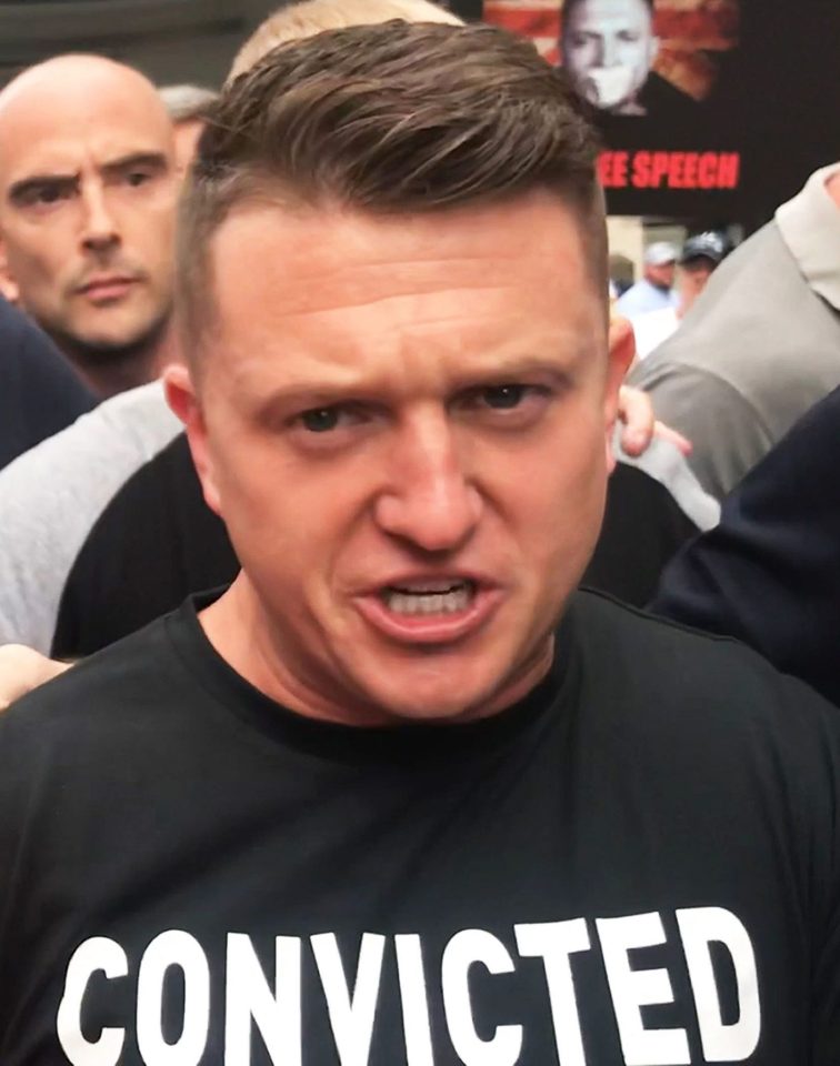  Tommy Robinson sent a message to his followers, encouraging them to protest after he was jailed