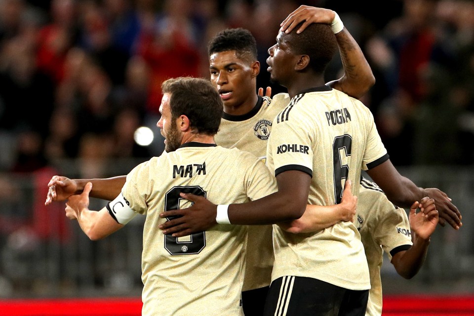  Manchester United got their pre-season up and running with a 2-0 win