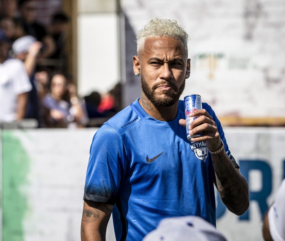  Neymar's dream move back to Barcelona does not look any nearer to being completed