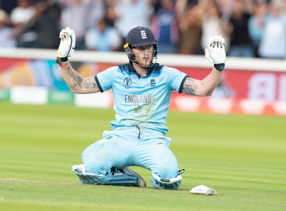  Stokes apologises to New Zealand players after his deflection forced an extra over