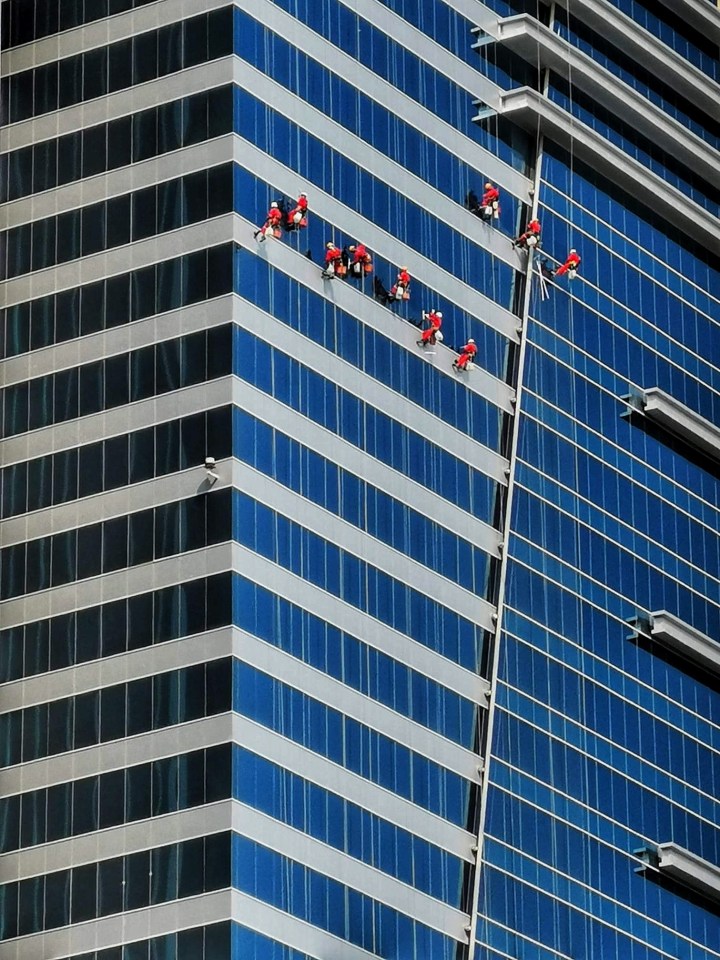  Window cleaners in Dubai