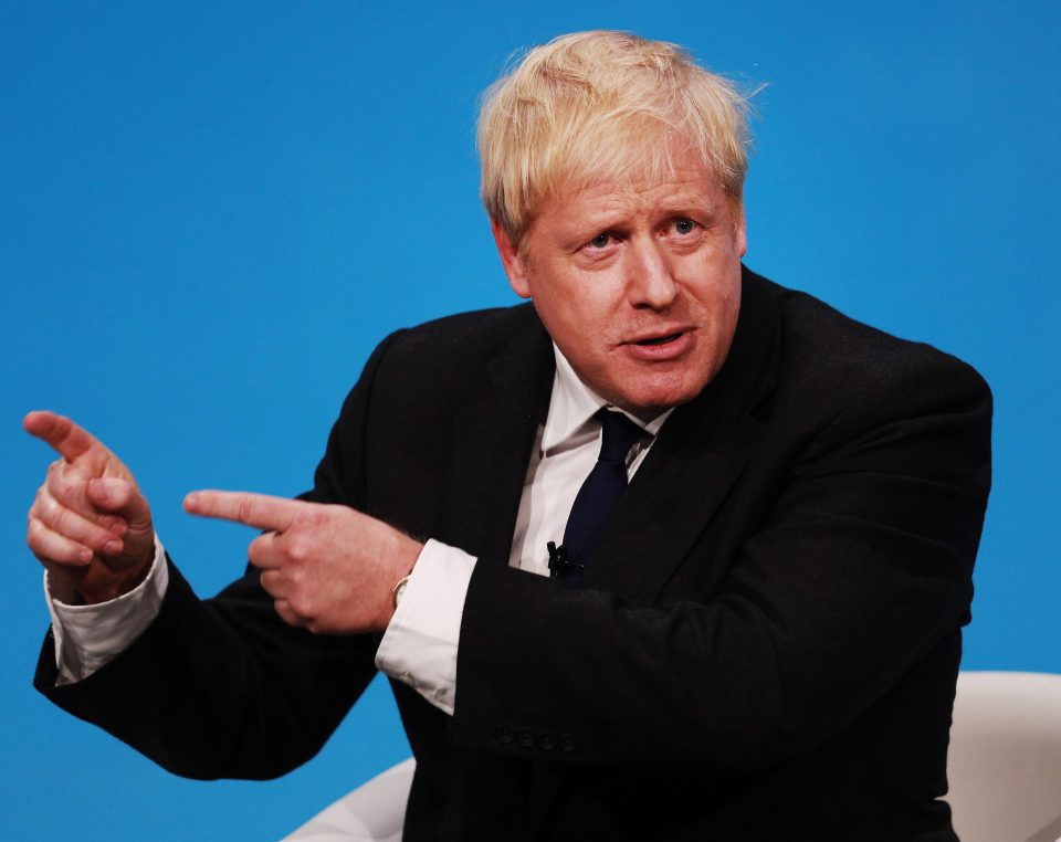  PM-in-waiting Boris Johnson said he would sack Hunt if he won in a landslide