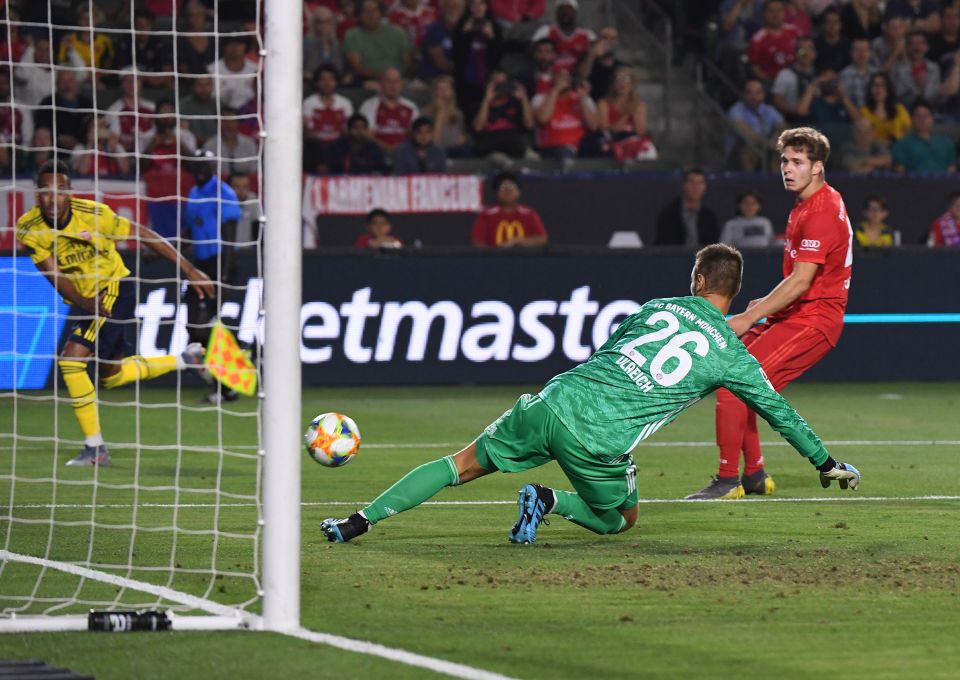  Louis Poznanski turned a Pierre-Emerick Aubameyang cross past his own keeper to give Arsenal the lead